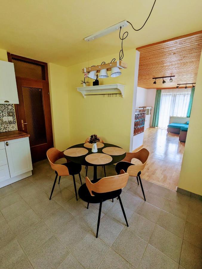 שקופיה-לוקה Apartments Zakrasnik מראה חיצוני תמונה