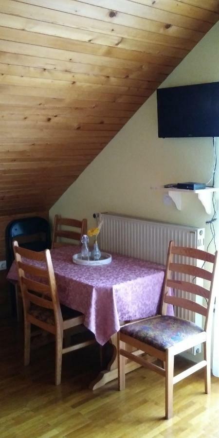 שקופיה-לוקה Apartments Zakrasnik מראה חיצוני תמונה